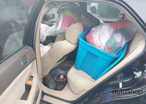 2005 Honda Accord 2.4 Ex z USA, uszkodzony, nr VIN 1HGCM55775A080811